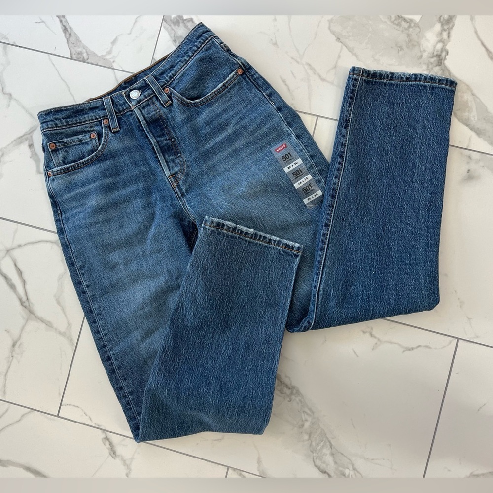 NEW Levi's Dark Blue Straight Leg Jeans